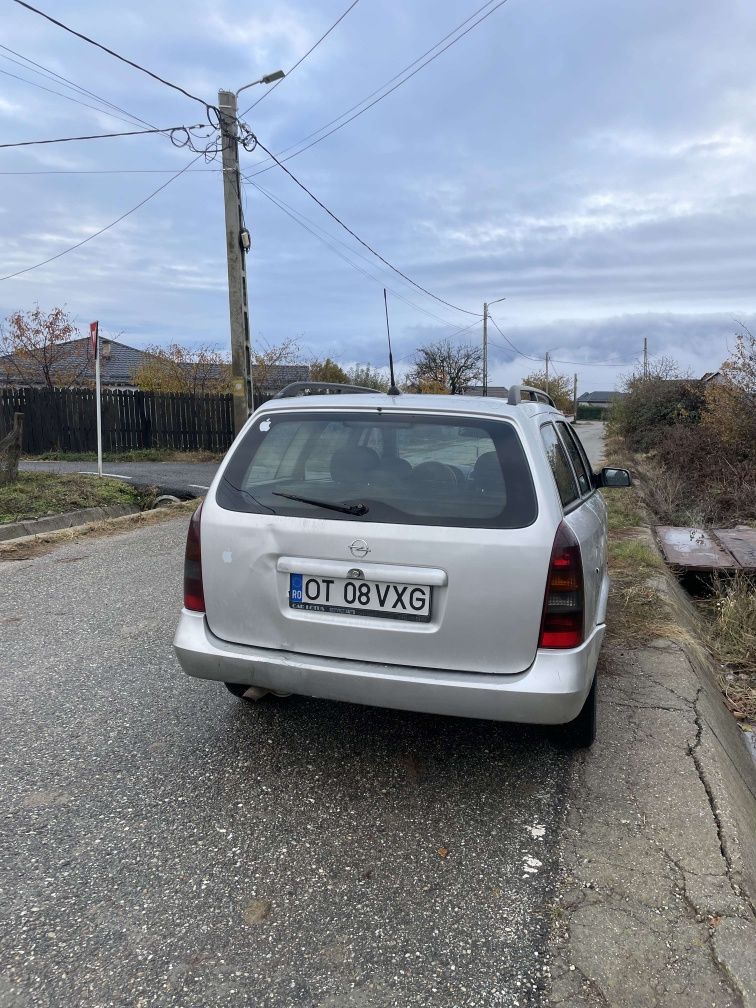 Vând Opel Astra G