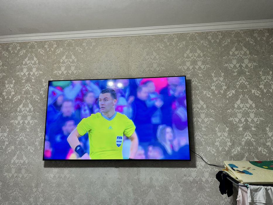 Телевизор Samsung 191 см срочно