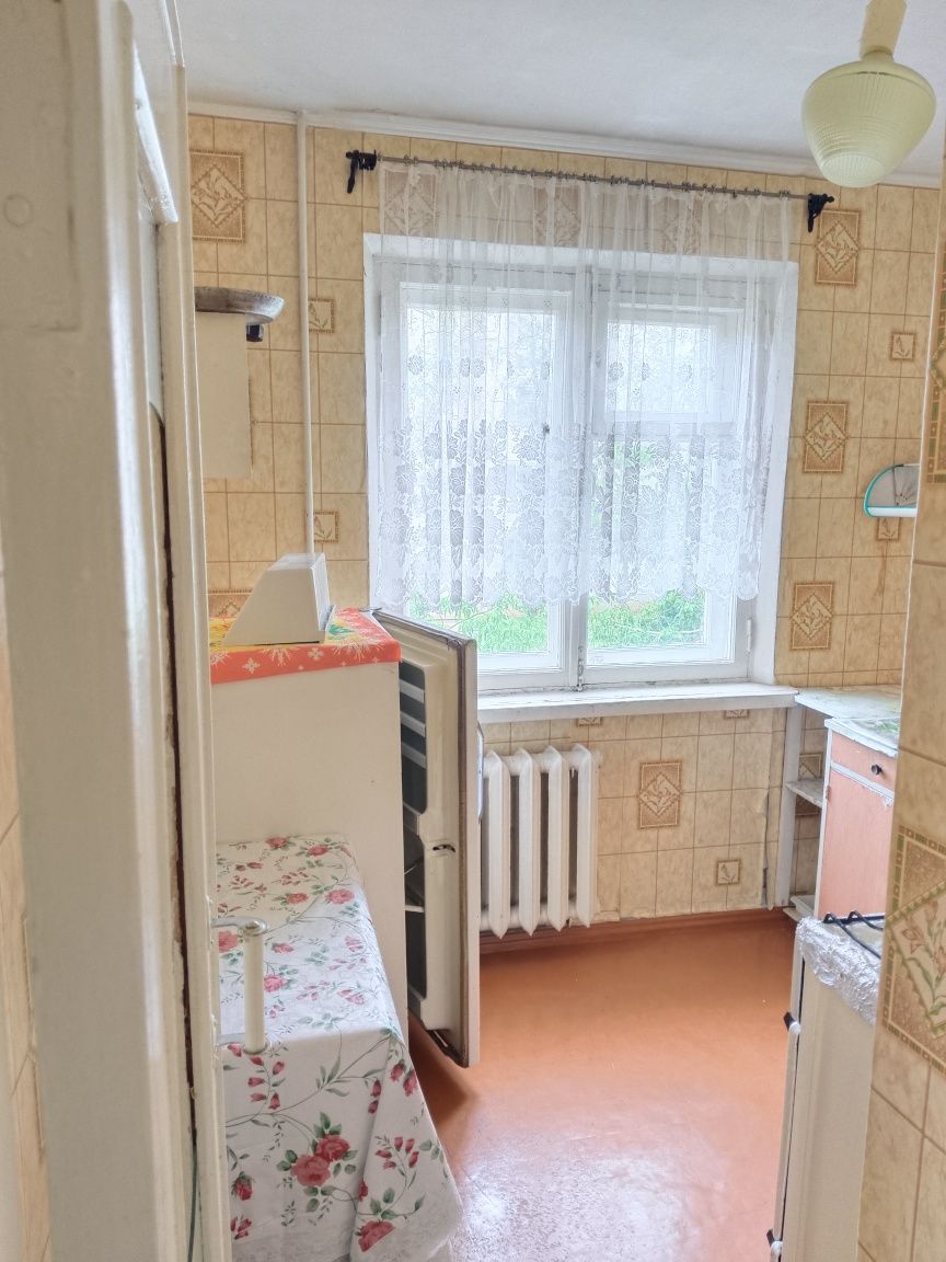 Продам 1 х комн . 2 -35, 2 этаж.