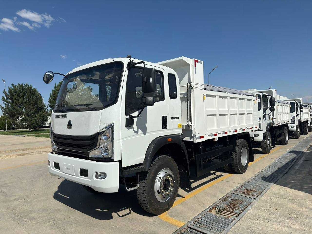 Solyarkali mini-samosval SINOTRUK HOMAN - 10 tn.