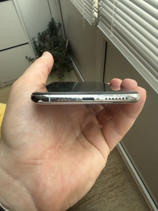 Iphone Xs MAX 64 gb в отлично състояние