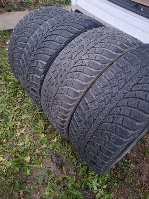 Cauciucuri 255 / 45 R 19
