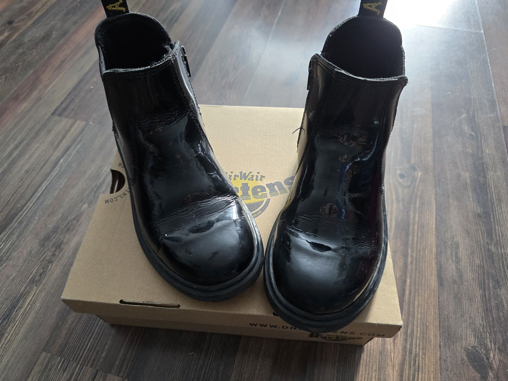 Детски боти Dr. Martens 2976 J
