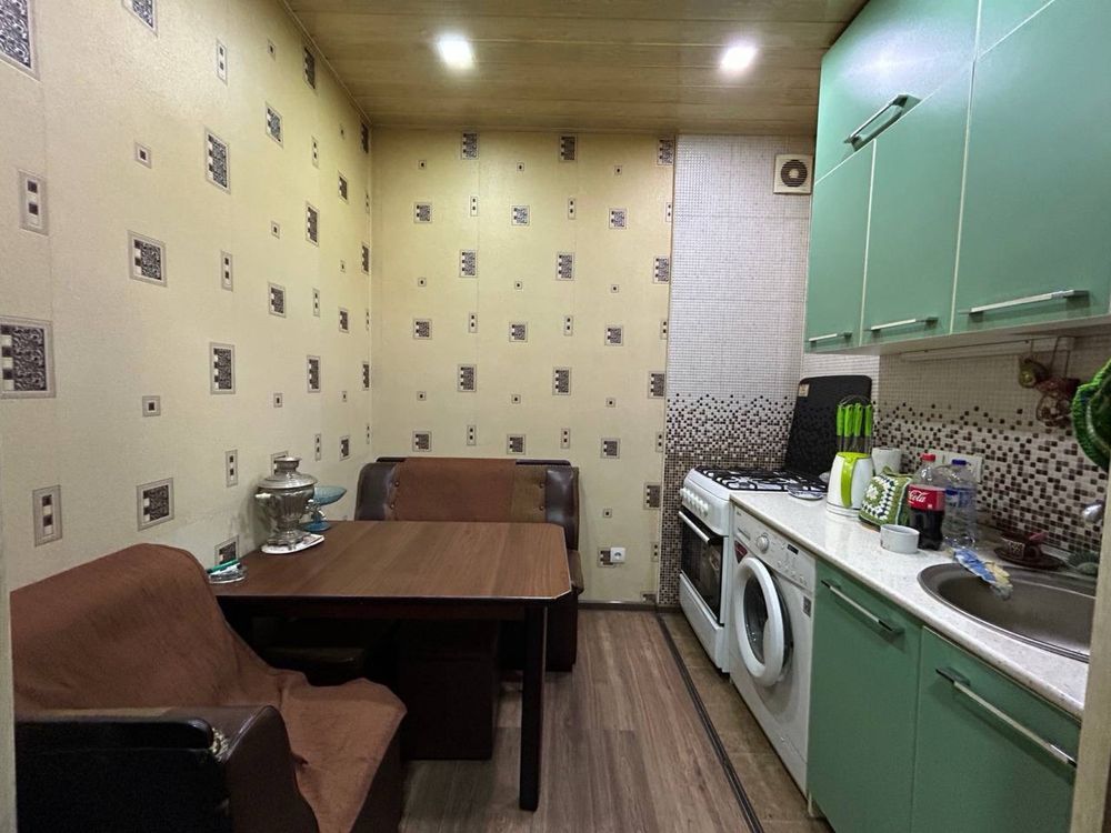 Юнусабад 13 квартал. Продается 1ком квартира. Зайти и жить