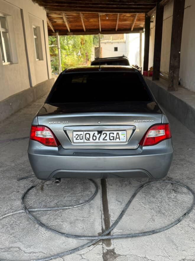 Nexiya 2 sotiladi.