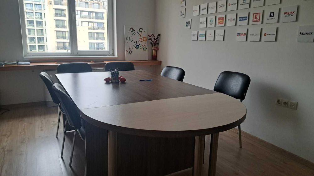 Стилно цялостно офис оборудване