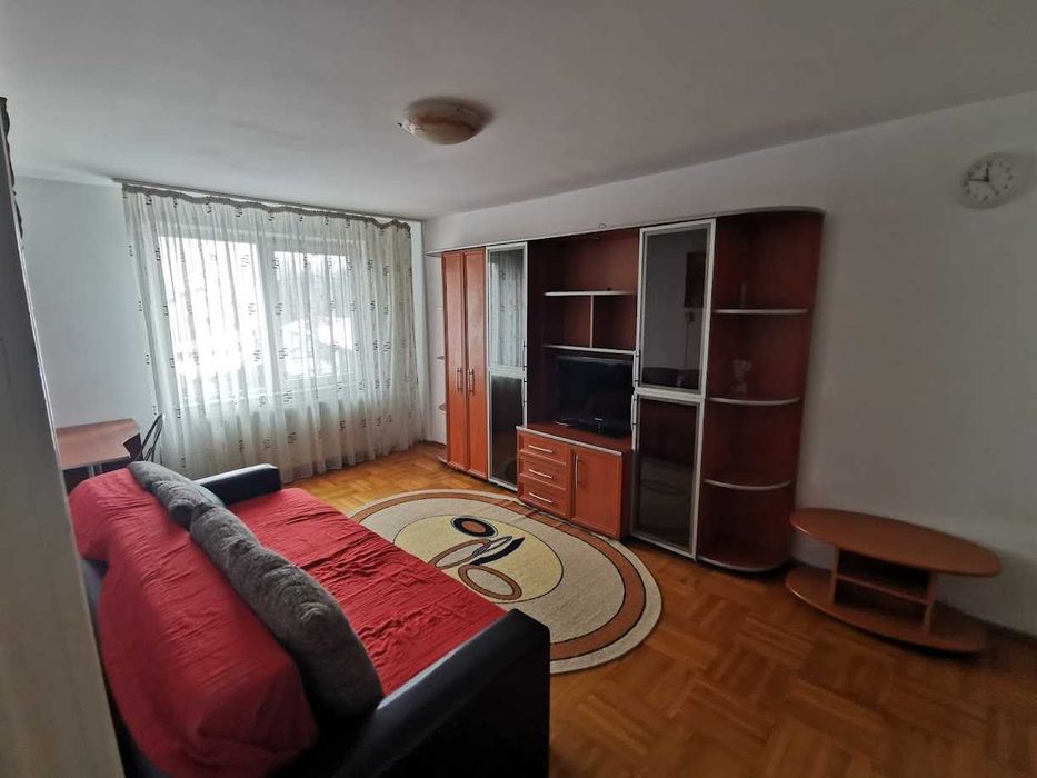 Apartament decomandat Crangasi de inchiriat