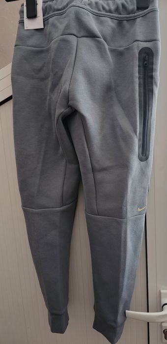 Nike Tech Fleece детско долнище