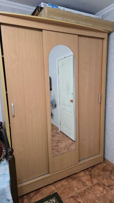 Продам шкаф-купе