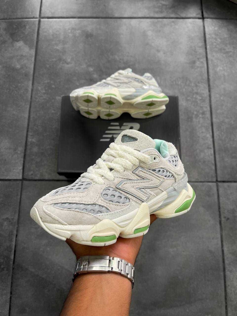 New Balance 9060