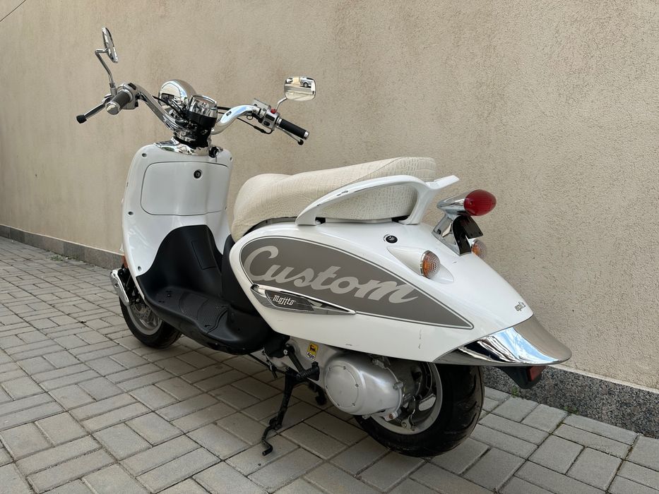 Scuter Aprilia Mojito Custom 50