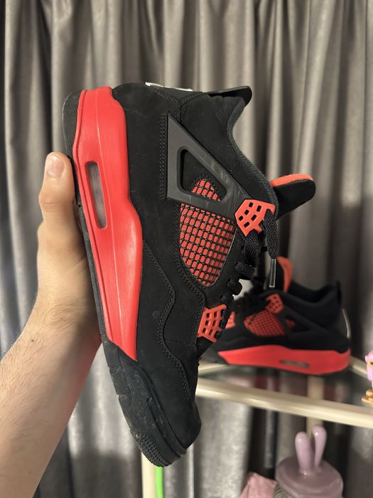 Vand jordan 4 Red Thunder