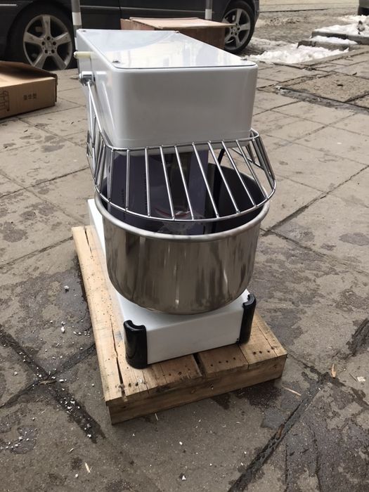 Тестомесачка 10 литра