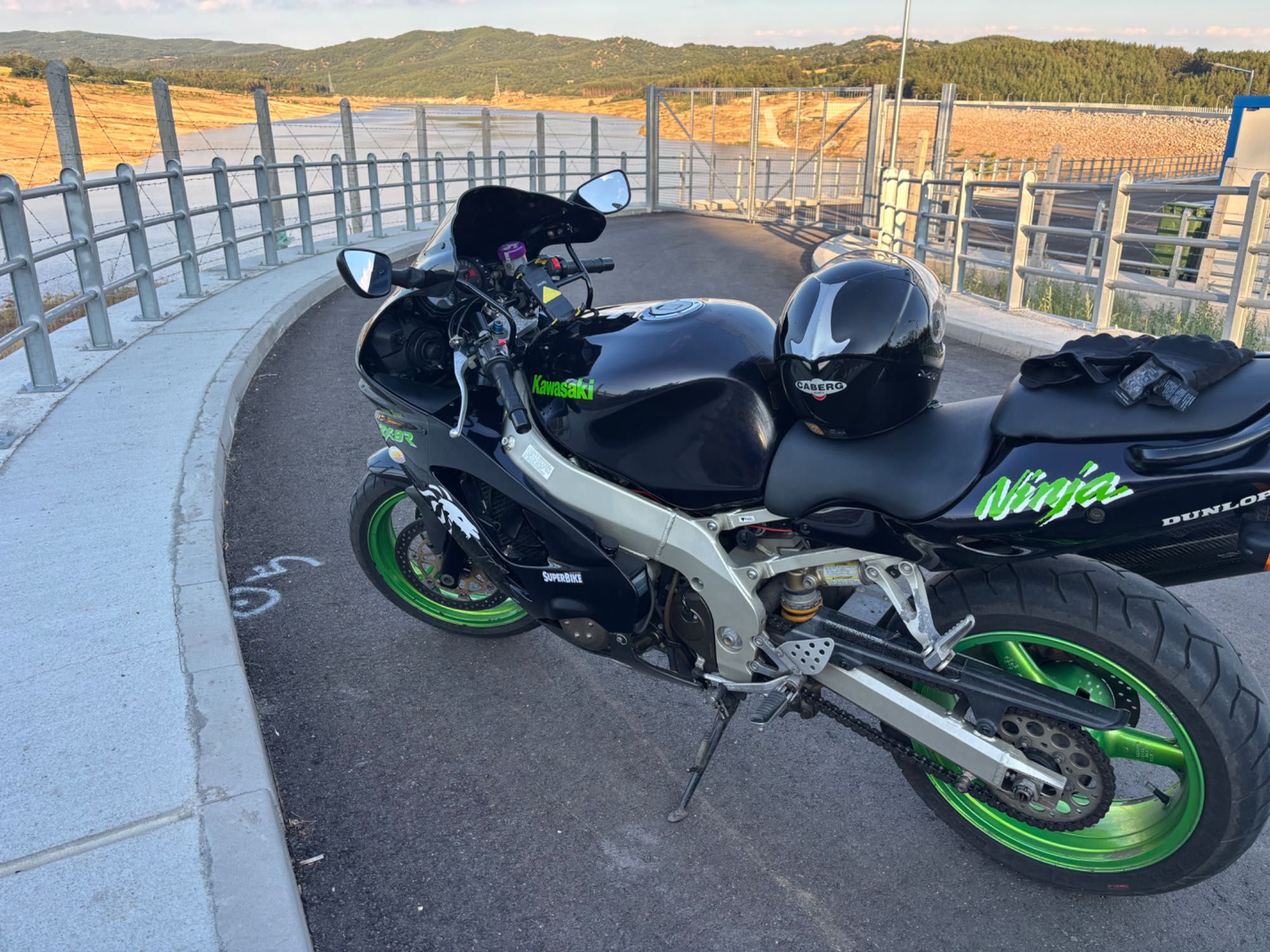 Kawasaki Ninja ZX9R 900cc 147k.s.