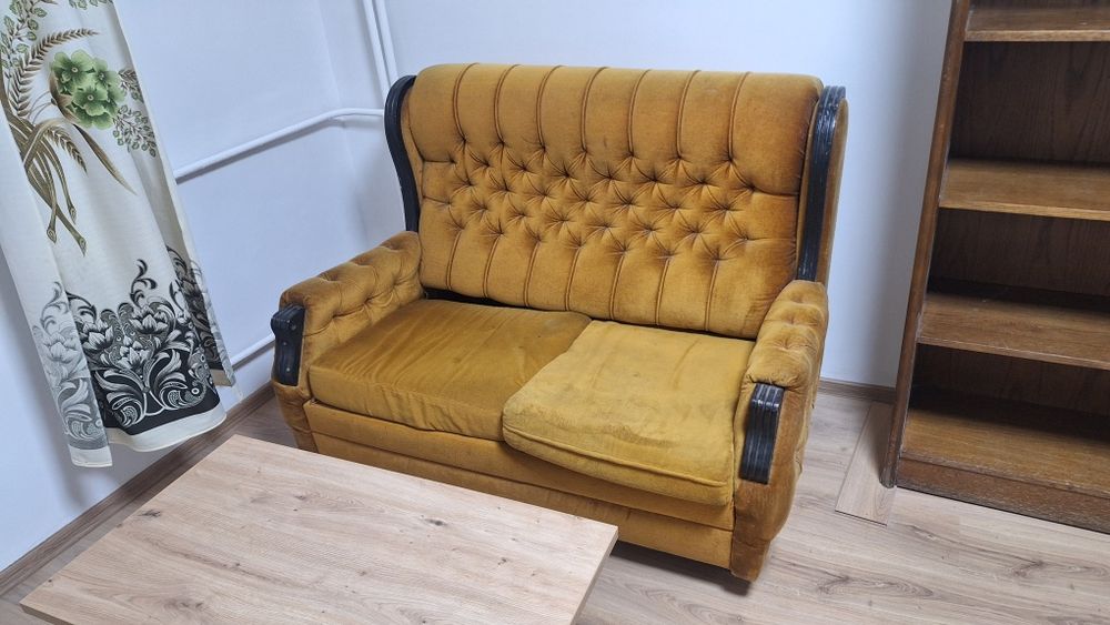 Подарявам употребяван диван