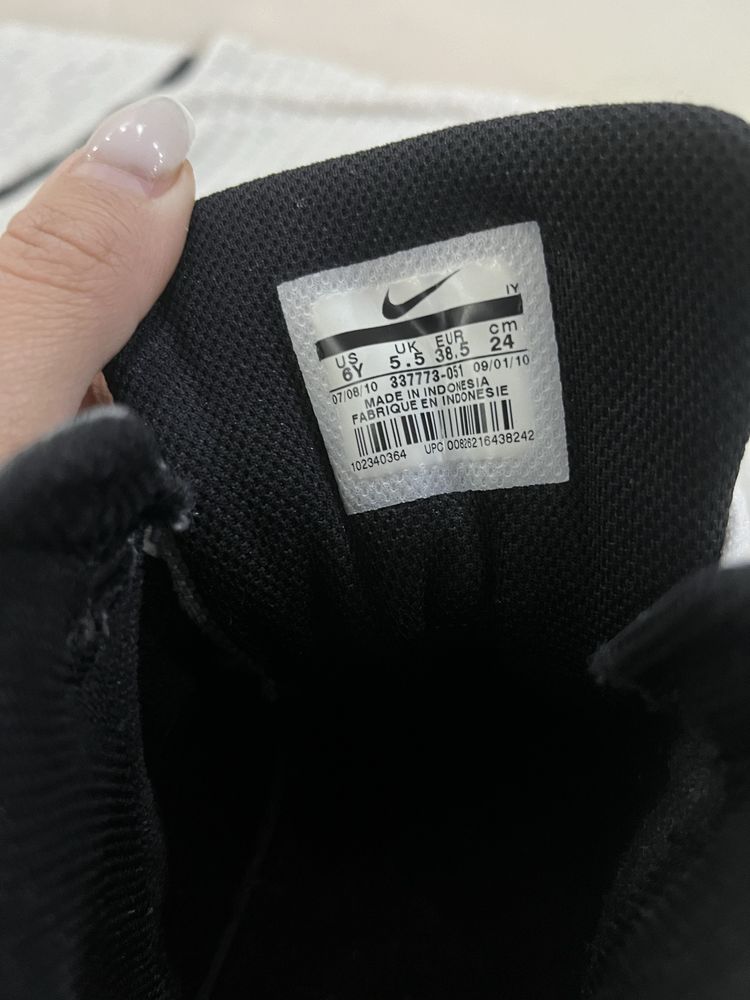 Кецове Найк…….nike