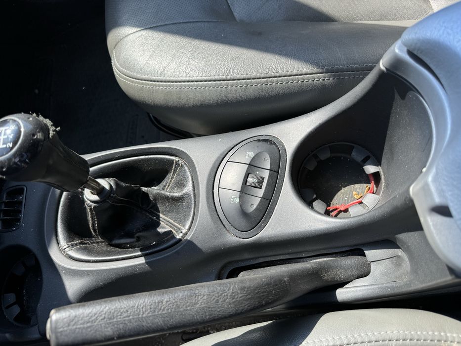 Продавм Hyundai santa fe 2.4