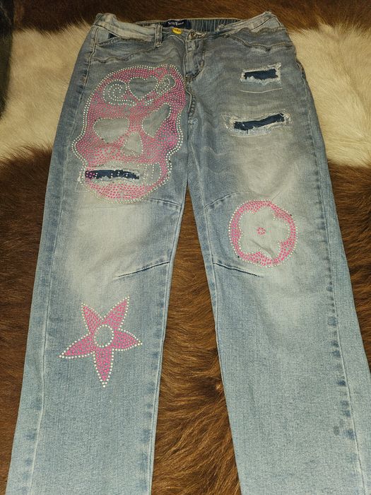 Vand blugi de dama S cu craniu