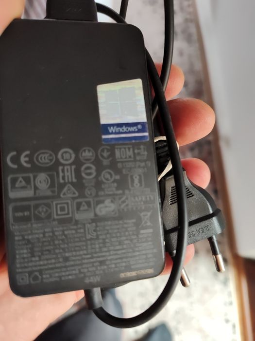 Încărcător original Microsoft Surface 44w Model 1800