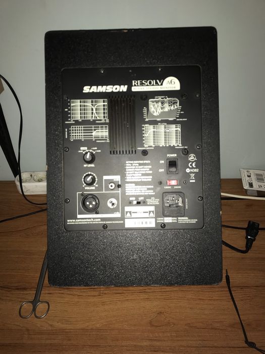 Monitoare active Samson + Mixer Behringer 1832 USBFX