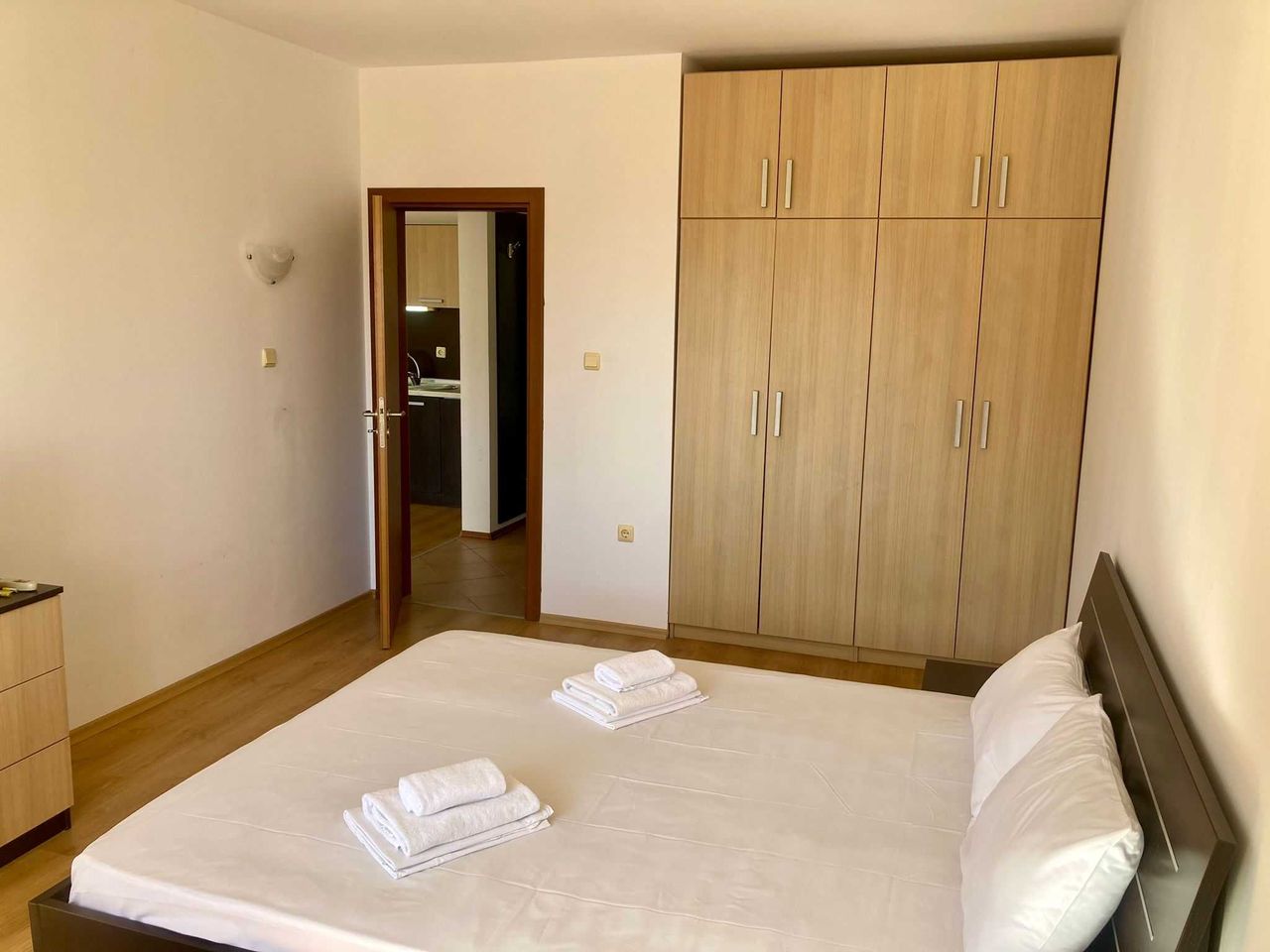 Продава се Двустаен апартамент в к.к. Слънчев бряг - 72 кв.м за 1028 €/кв.м - Снимка #9
