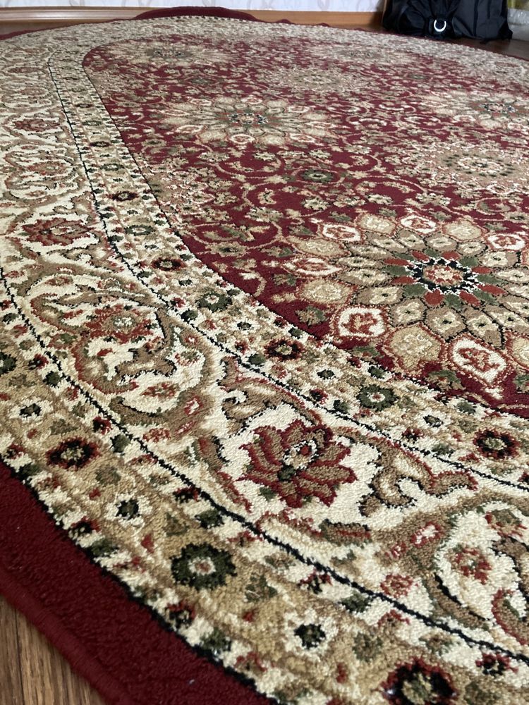 Продам ковер срочно, самовызов район КЖБИ