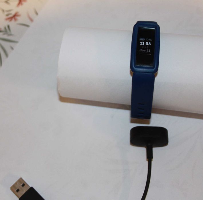 Bratara fitness Fitbit Ace 2, Night Sky