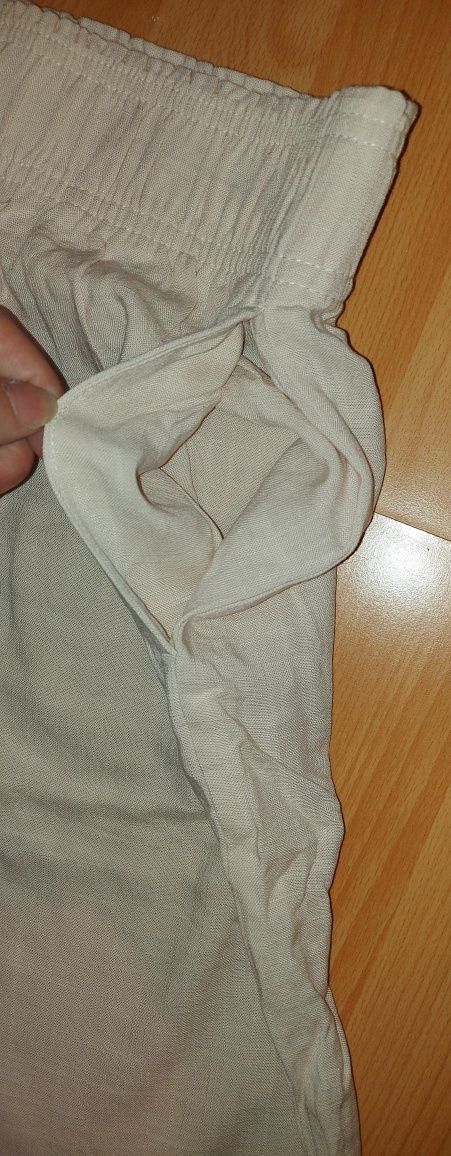 Pantaloni h&m noi cu eticheta