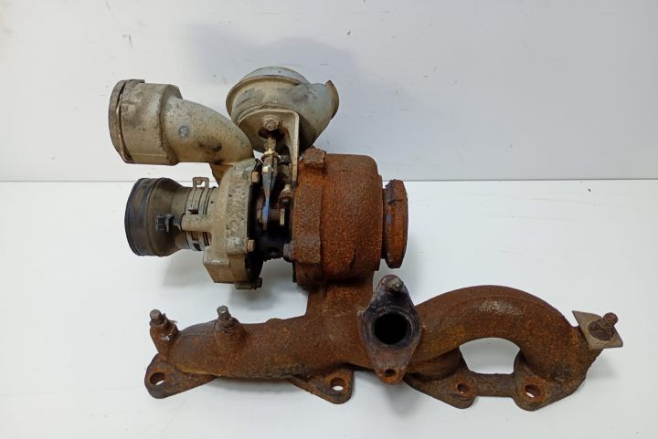 Turbina  turbosuflanta 1.9 tdi 036253014M Skoda Octavia a 2-a generat