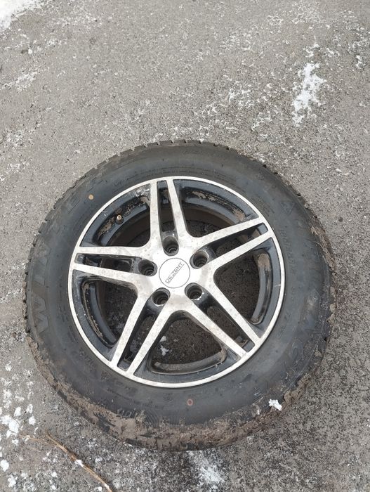 Продам резину с дисками