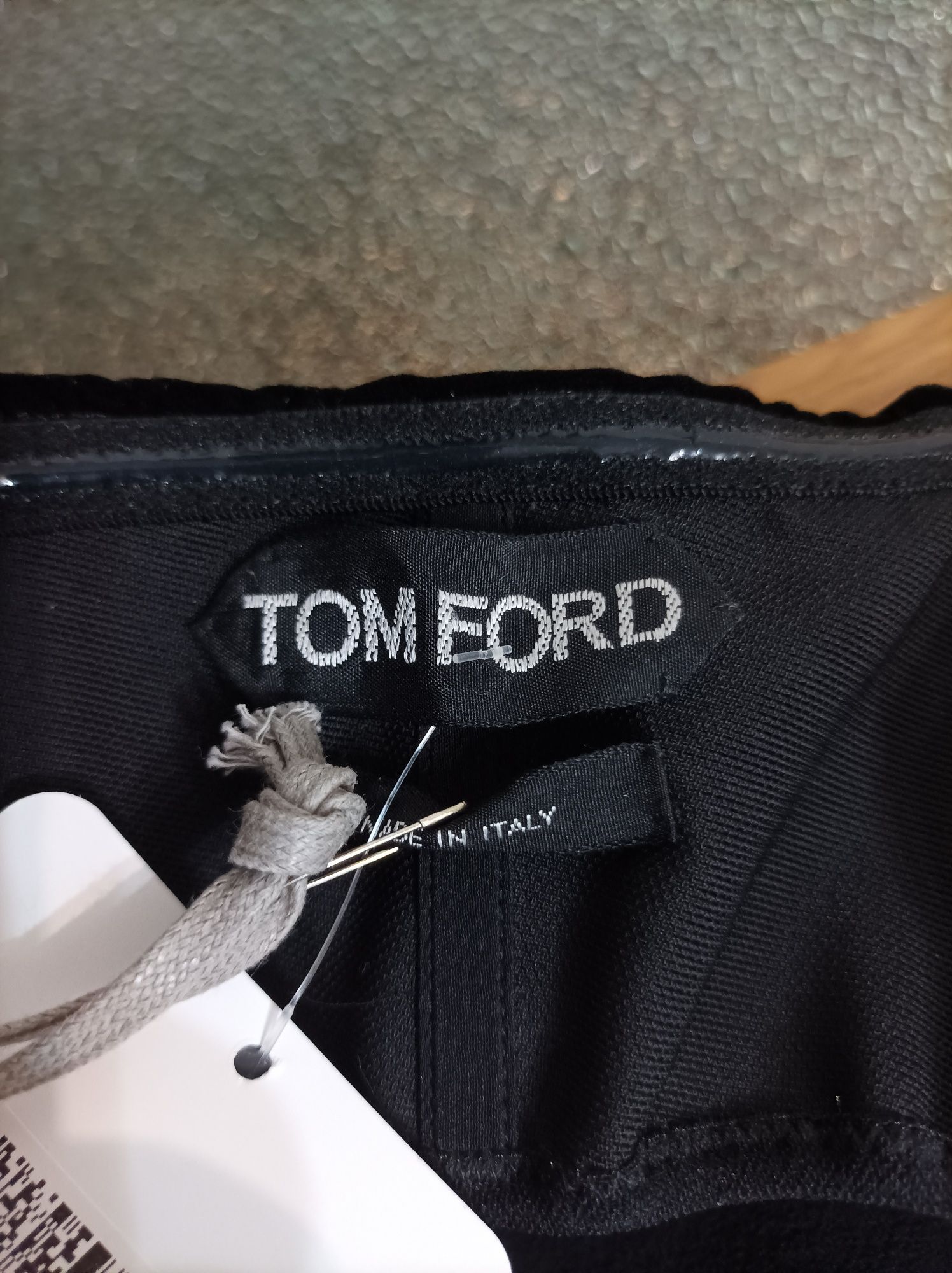 Оригинални рокли Tom Ford и други