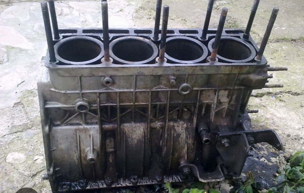 Блок двигателя Волга 402