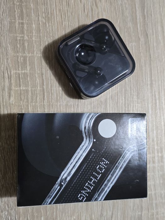 Casti nothing ear 2 - impecabile, full box