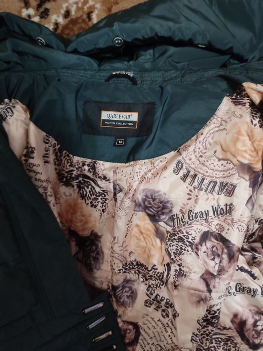 Продается женская куртка