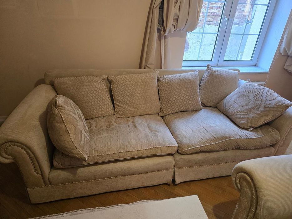 Диван и кресло для гостиной