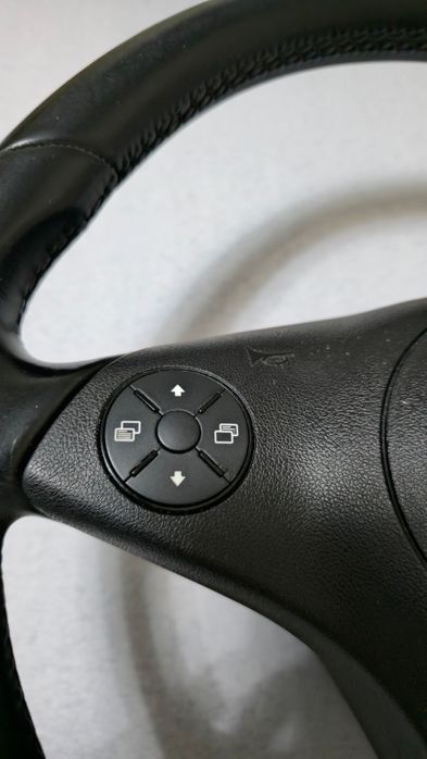 Оригинален волан с airbag за Mercedes CLS W219 (2004–2010) –