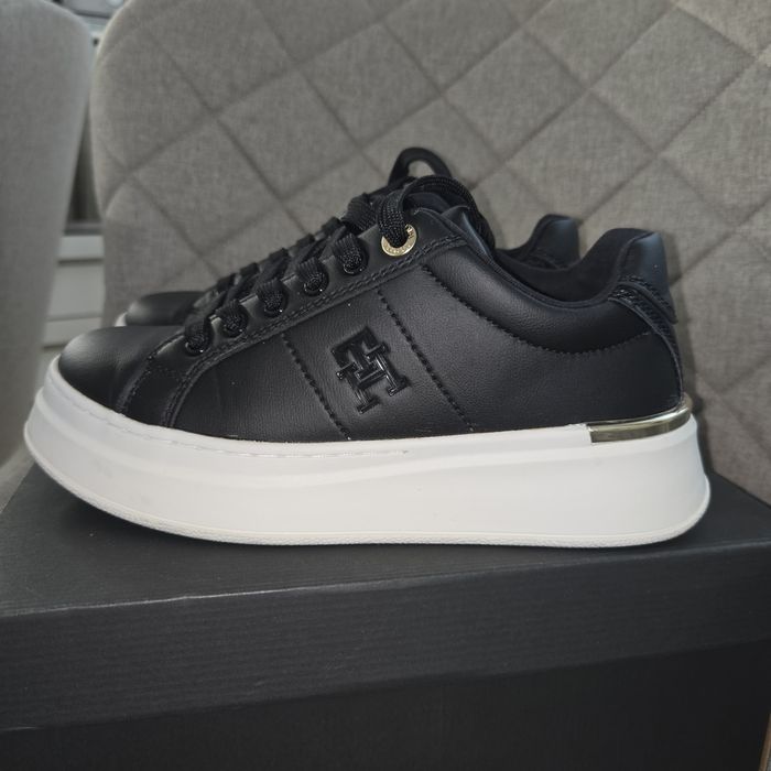 Tommy  Hilfiger 35 размер