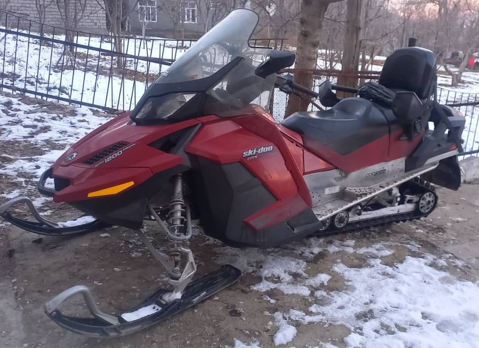 Снегоход BRP SKI-DOO 1200 GTX 1200 4-TEC