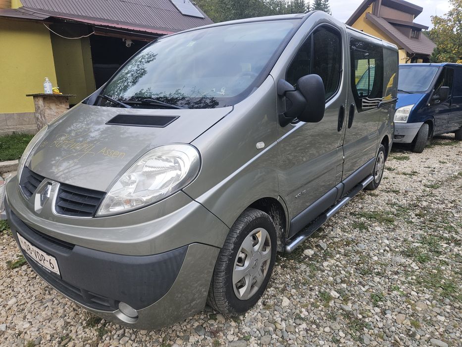 Vând Renault Trafic 2.0