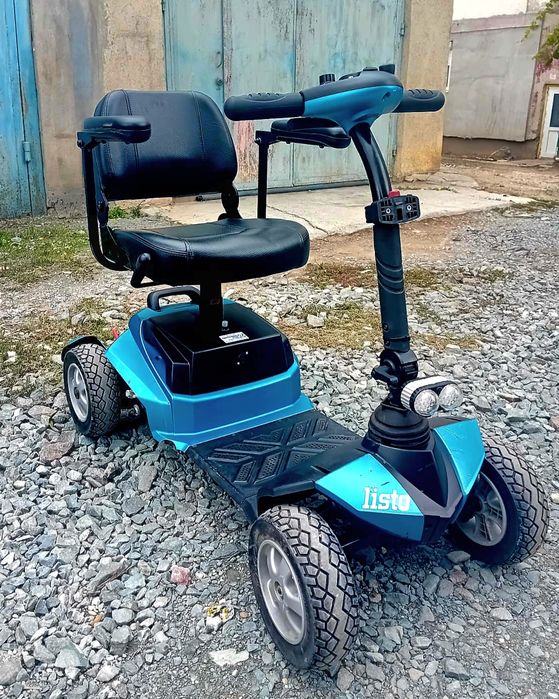 Scuter Carut electric pentru persoane cu dizabilități handicap