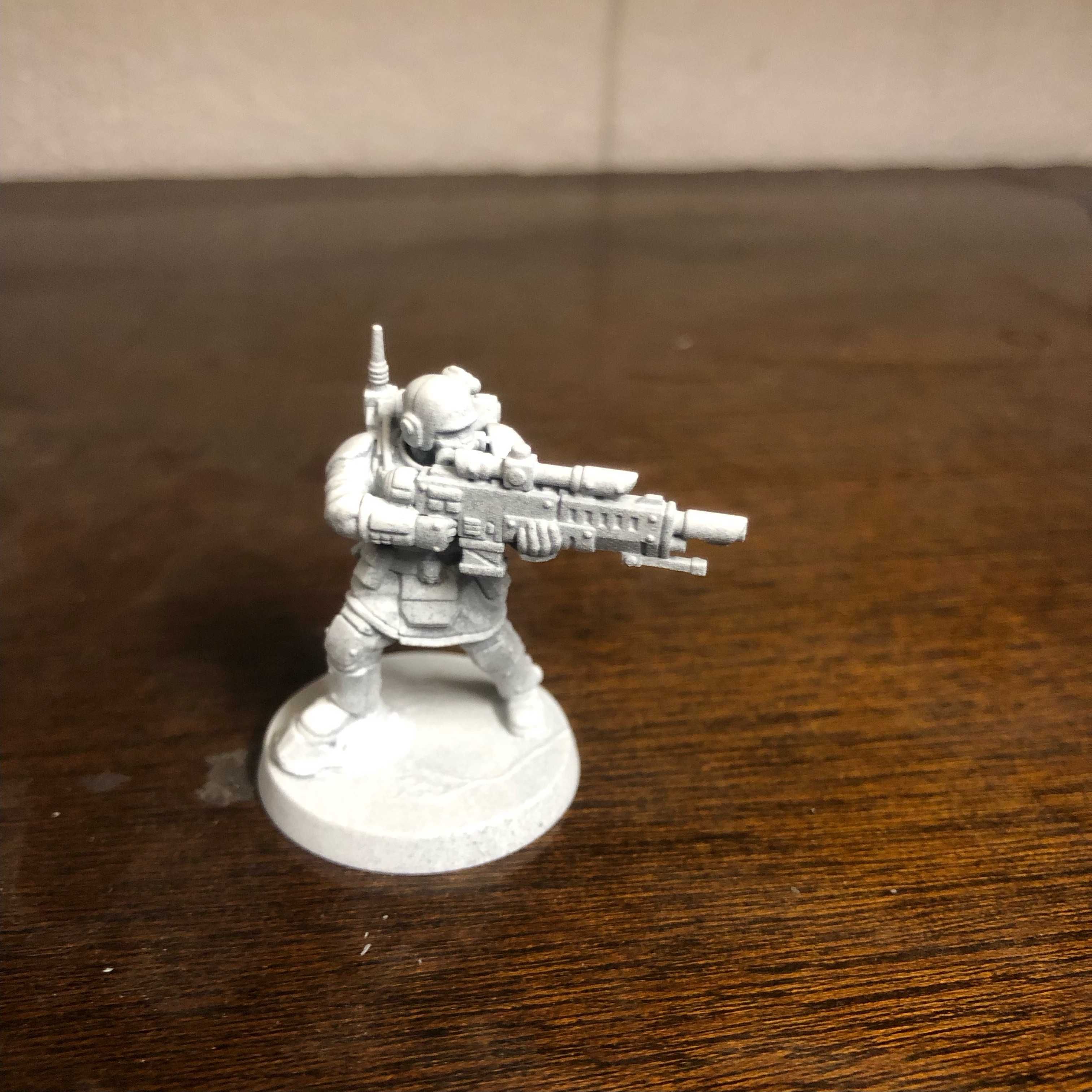 20броя Warhammer 40k 3D принтирани Kasrkin модели с бяла основа за боя