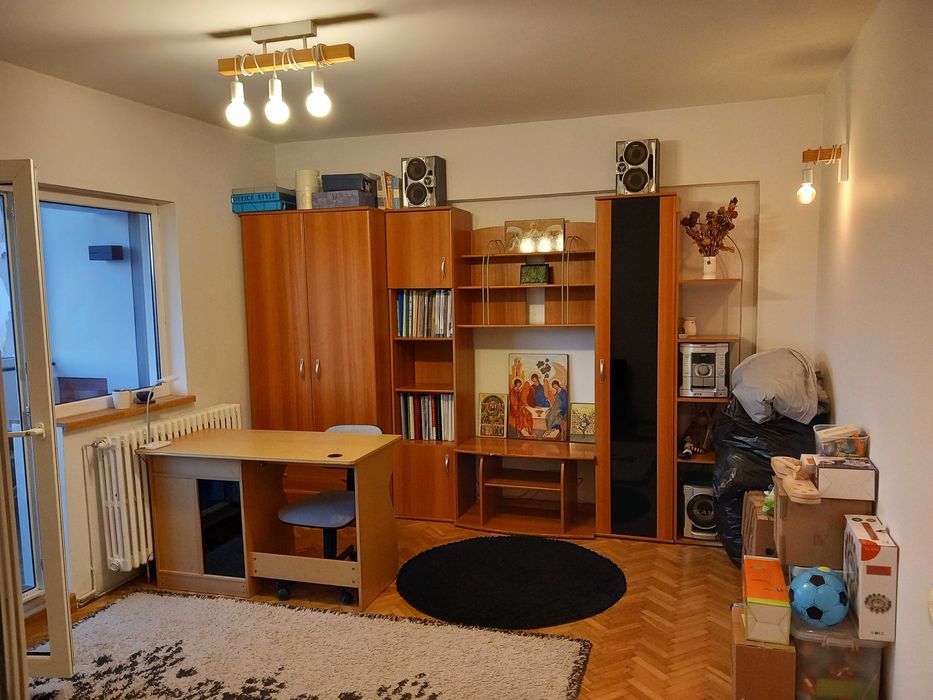 Gherorghieni. Chirie apartament 2  camere decomandat, bd. Titulescu