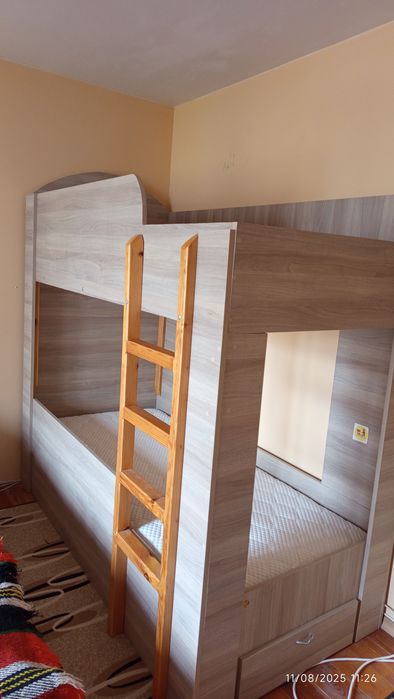 Детско двуетажно легло