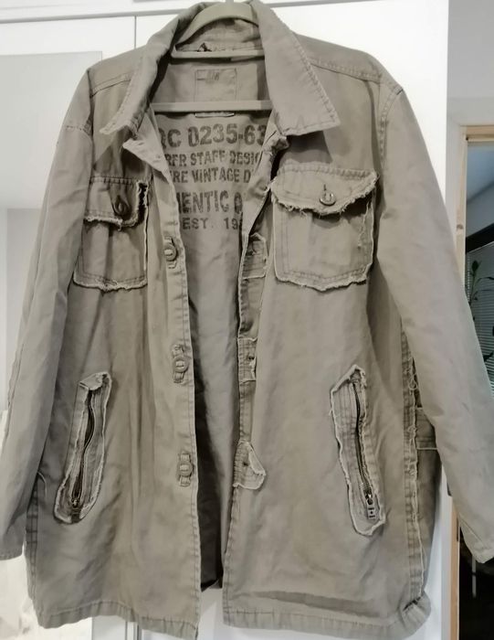 Дамски якета,много запазени.