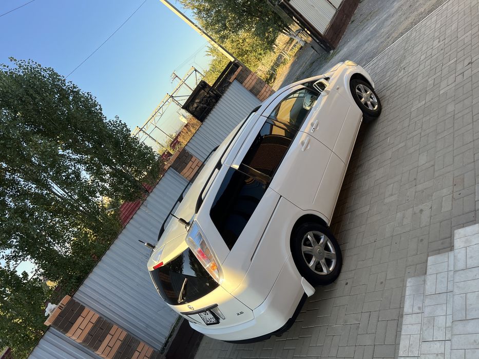 Продам срочно Nissan presage u31 2005г