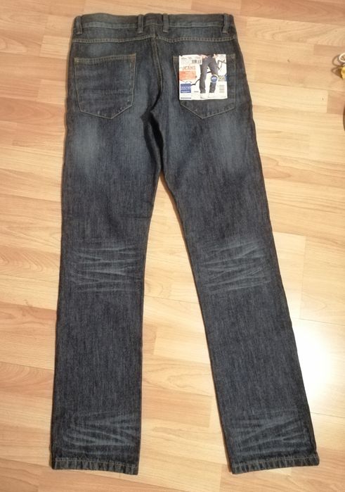 Мъжки нови дънки, размер 32,марката на Lidl
