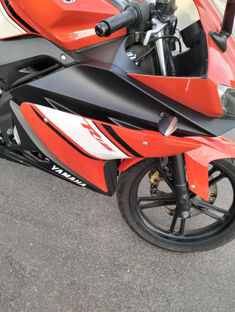 Yamaha R 125,2010,3000 €