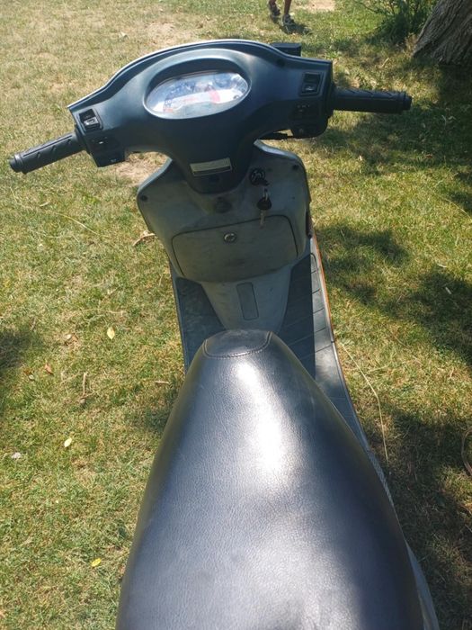 Scuter vând kymco 50 2t
