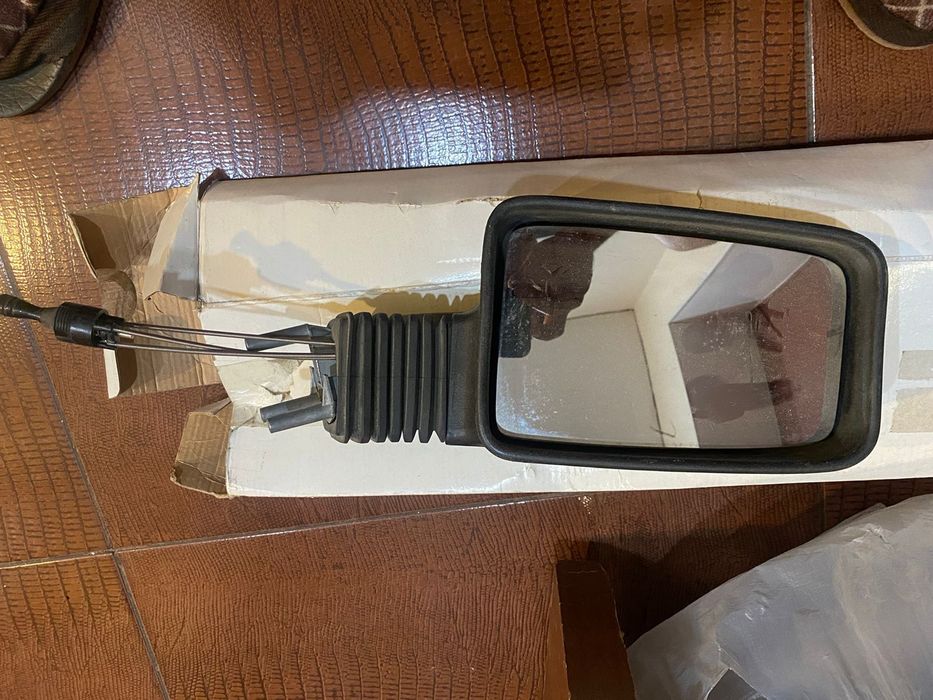 Продам зеркало Volkswagen Golf 2