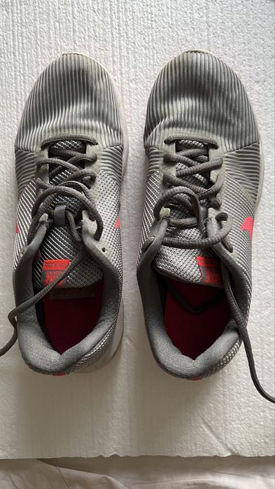 Adidasi Nike 38